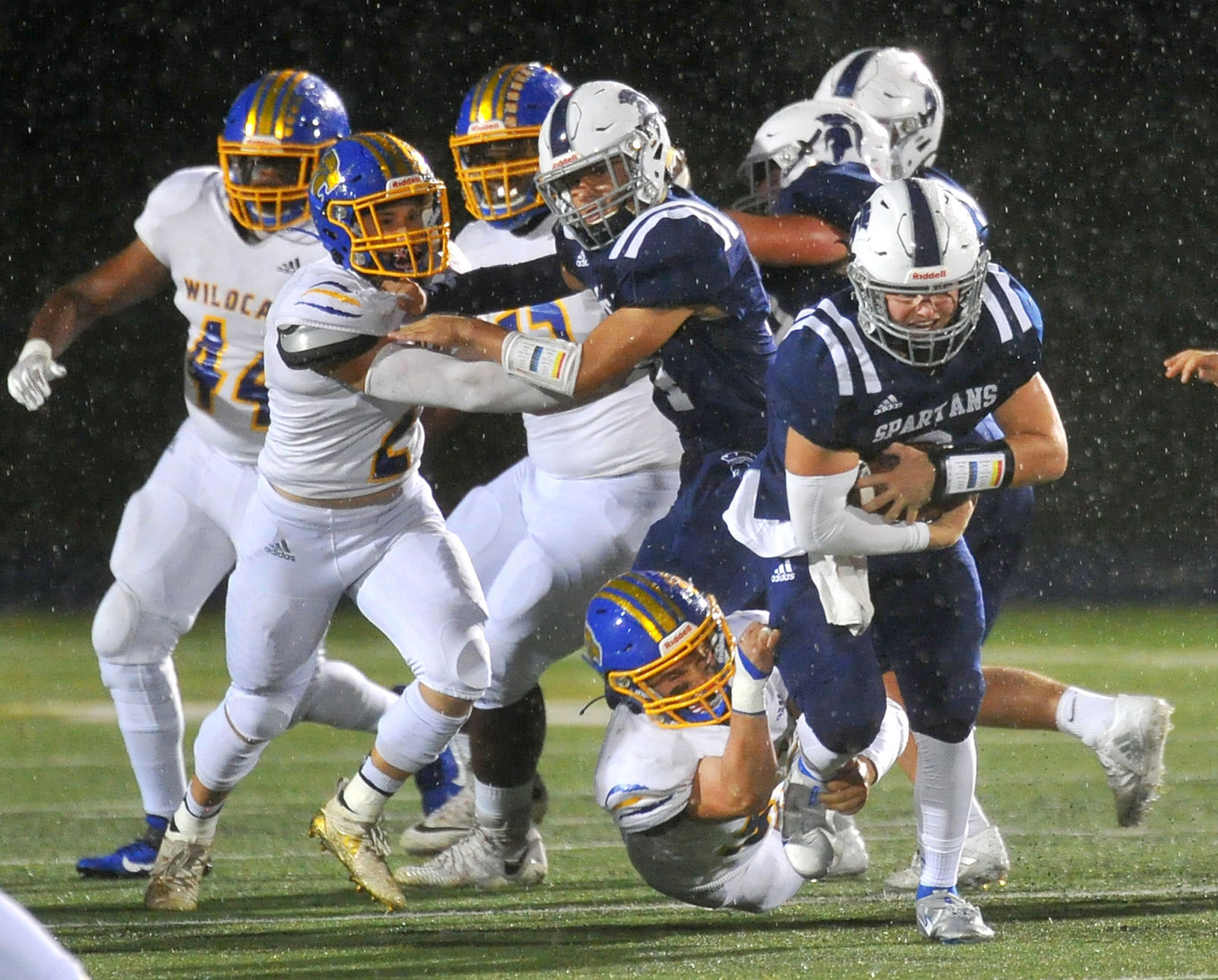 092421-qc-spt-north-pv fball